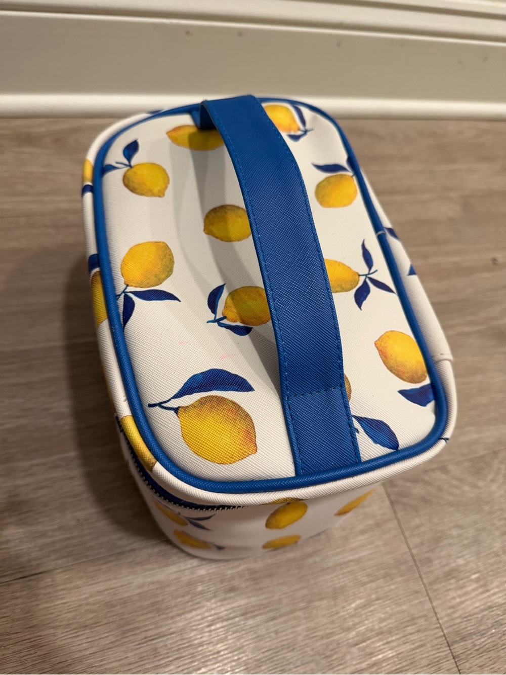 Rae Dunn Ciao, Bella Lemon Print Cosmetic Train Case - White & Yellow - Picture 6 of 9